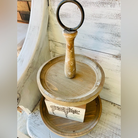 *Weathered Two Tiered Tray - Picture 12 of 13